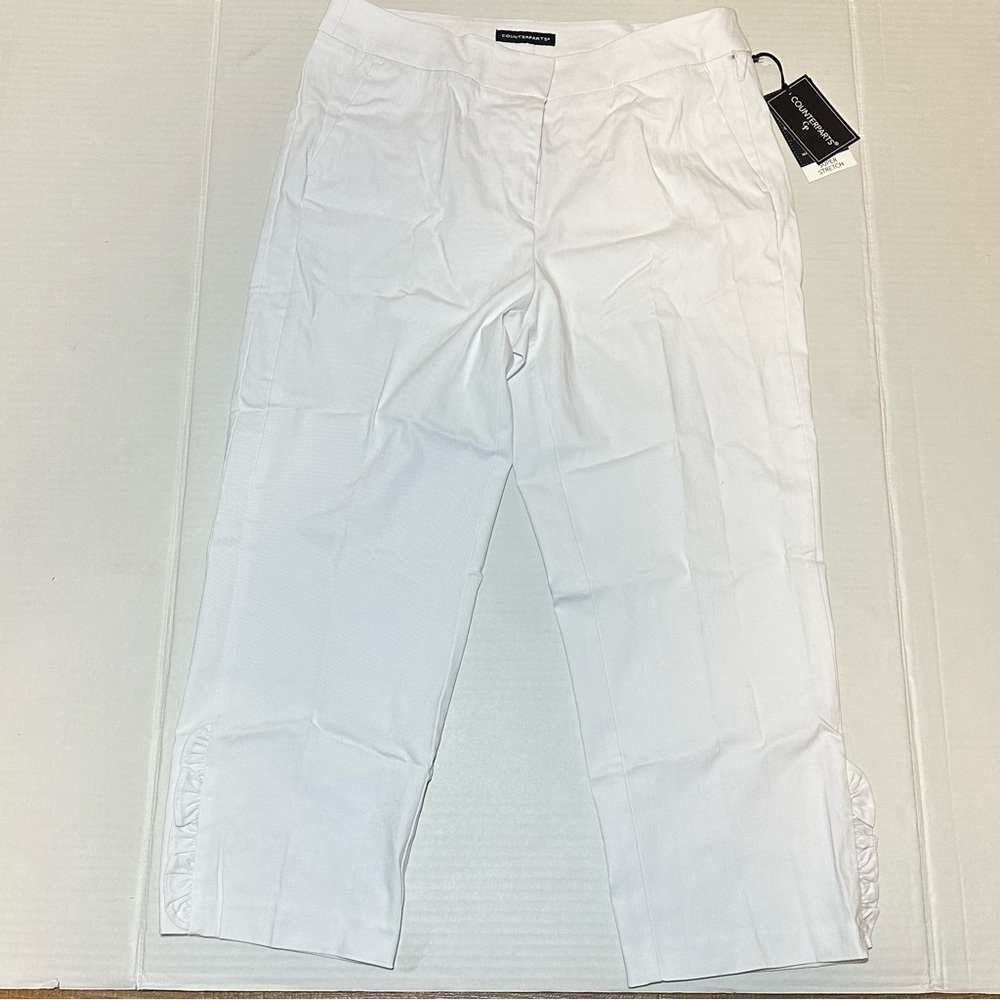 NWT Counterparts Super Stretch Capris with Ruffles White Pants Size 10
